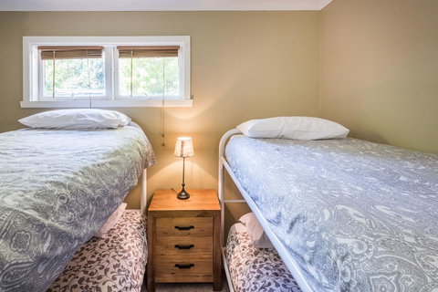 Avalon House - Accommodation Sunshine Coast 37
