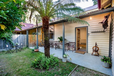 Avalon House - Accommodation Sunshine Coast 22