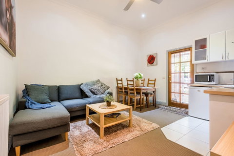Avalon House - Accommodation Sunshine Coast 18