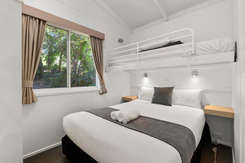 Bright Riverside Holiday Park - Accommodation Sunshine Coast 9
