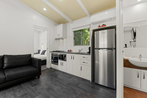 Bright Riverside Holiday Park - Accommodation Sunshine Coast 34