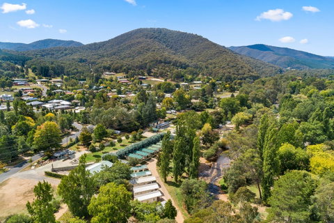 Bright Riverside Holiday Park - Accommodation Sunshine Coast 35