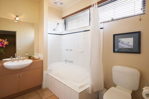 Lorne Surf Apartments - Accommodation Sunshine Coast 33