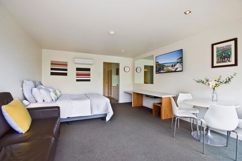 Lorne Bay View Motel - Accommodation Sunshine Coast 24