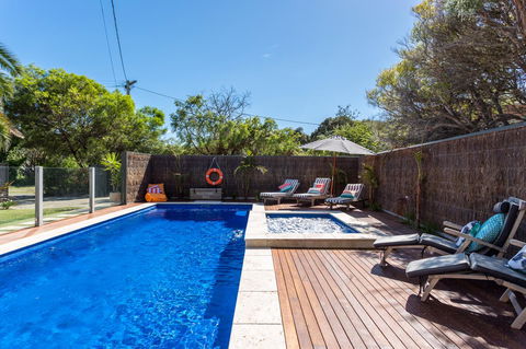 Front Beach House - Accommodation Sunshine Coast 8