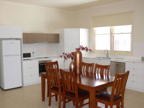 The Victoria Apartments - Accommodation Sunshine Coast 21