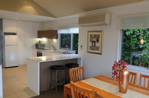The Victoria Apartments - Accommodation Sunshine Coast 7