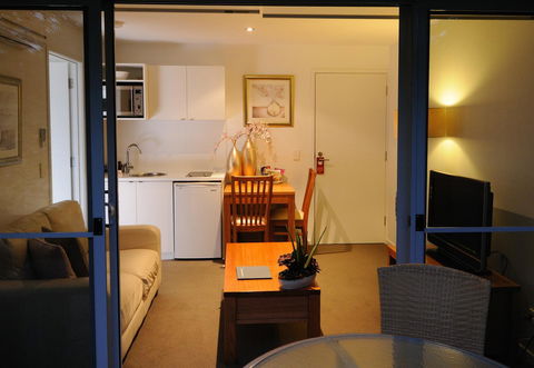 The Victoria Apartments - Accommodation Sunshine Coast 8