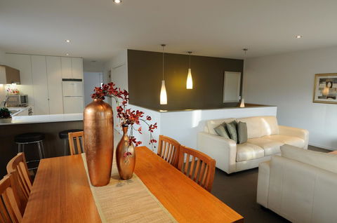 The Victoria Apartments - Accommodation Sunshine Coast 14