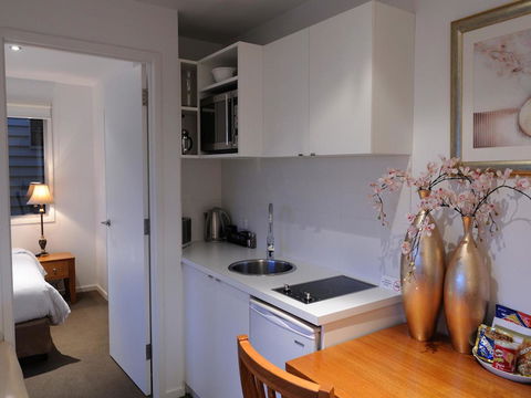 The Victoria Apartments - Accommodation Sunshine Coast 18