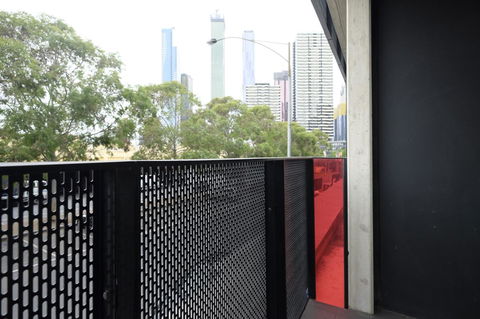 Mono Apartments On Franklin Street - Accommodation Sunshine Coast 4