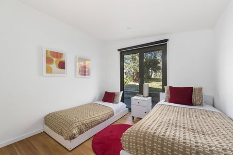 Apollo Bay Cottages - Accommodation Sunshine Coast 15
