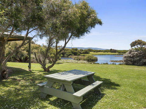 Apollo Bay Cottages - Accommodation Sunshine Coast 6