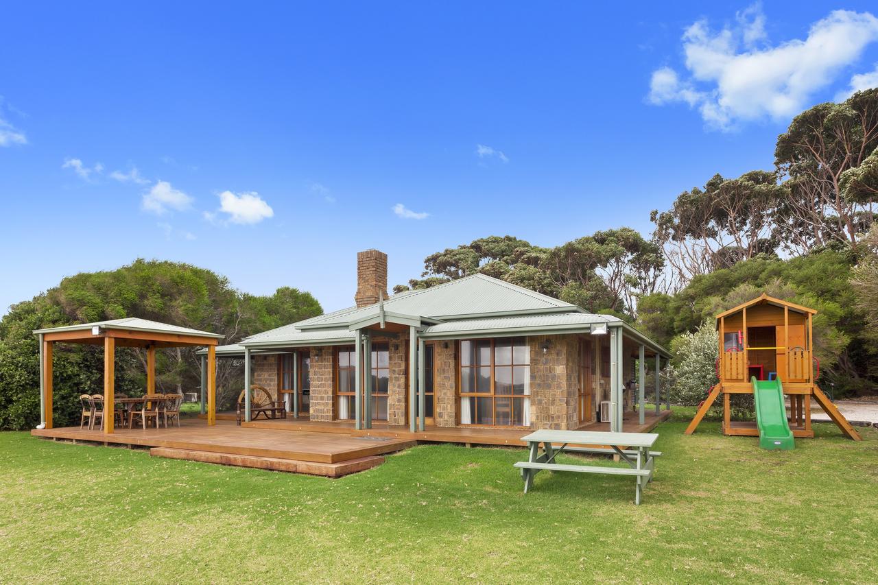 Marengo VIC Accommodation Sunshine Coast