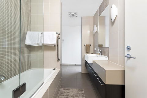 Apollo Bay Cottages - Accommodation Sunshine Coast 7