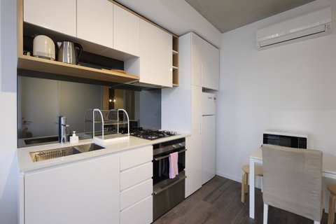Mono Apartments On La Trobe Street - Accommodation Sunshine Coast 18