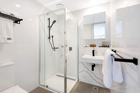 The Hamptons Apartments - St Kilda - Accommodation Sunshine Coast 25
