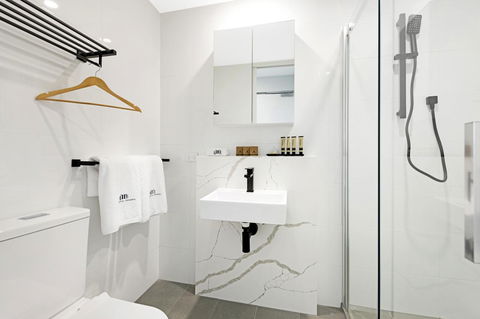 The Hamptons Apartments - St Kilda - Accommodation Sunshine Coast 22