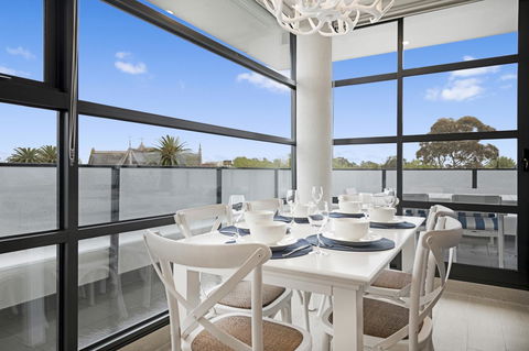 The Hamptons Apartments - St Kilda - Accommodation Sunshine Coast 23