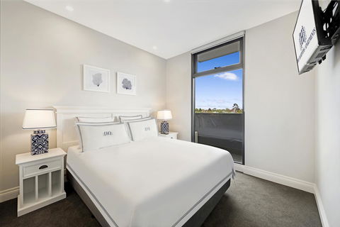 The Hamptons Apartments - St Kilda - Accommodation Sunshine Coast 38