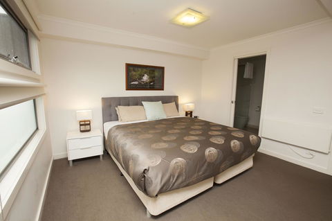 7 Falls Apartments - Accommodation Sunshine Coast 22