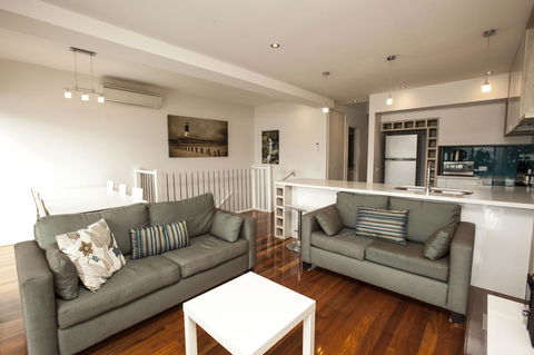 7 Falls Apartments - Accommodation Sunshine Coast 11