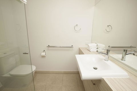 7 Falls Apartments - Accommodation Sunshine Coast 18