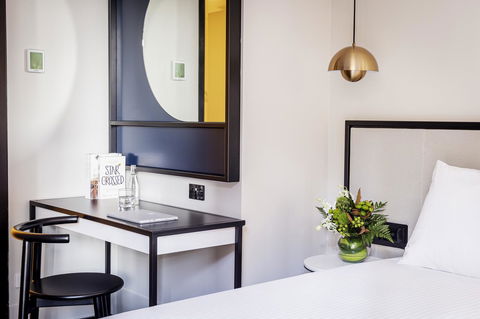 Brady Hotels Jones Lane - Accommodation Sunshine Coast 10