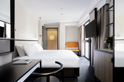Brady Hotels Jones Lane - Accommodation Sunshine Coast 4