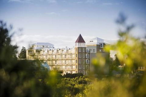 Deep Blue Hotel & Hot Springs - Accommodation Sunshine Coast 0