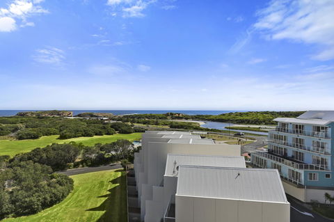 Deep Blue Hotel & Hot Springs - Accommodation Sunshine Coast 34