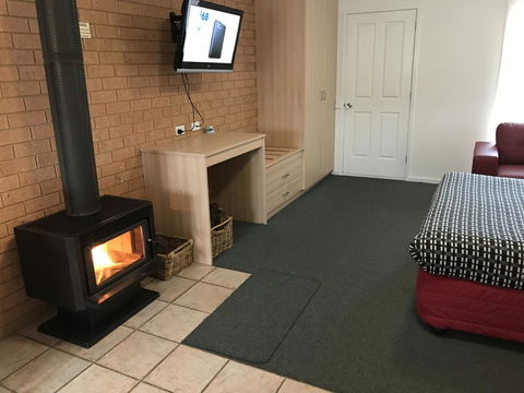 Beachcomber Motel & Apartments - Accommodation Sunshine Coast 4