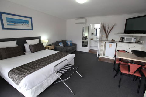Mornington Motel - Accommodation Sunshine Coast 7