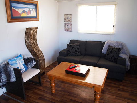 Mornington Motel - Accommodation Sunshine Coast 31