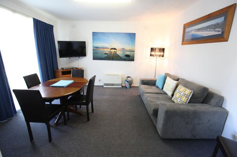 Mornington Motel - Accommodation Sunshine Coast 19
