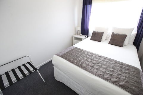 Mornington Motel - Accommodation Sunshine Coast 27