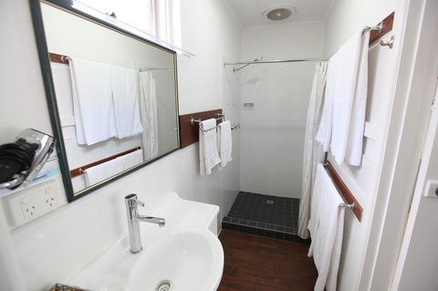 Mornington Motel - Accommodation Sunshine Coast 6