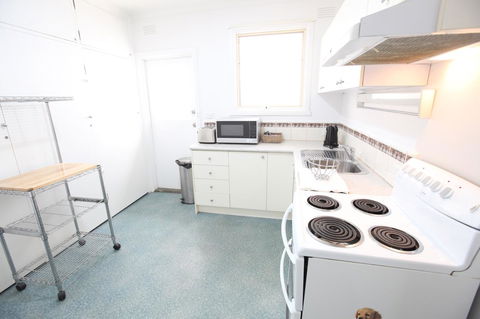 Mornington Motel - Accommodation Sunshine Coast 10