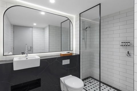The Savoy Hotel On Little Collins Melbourne - Accommodation Sunshine Coast 17