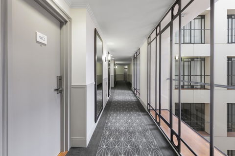 The Savoy Hotel On Little Collins Melbourne - Accommodation Sunshine Coast 21