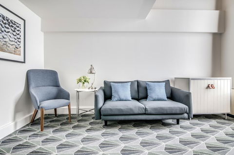 The Savoy Hotel On Little Collins Melbourne - Accommodation Sunshine Coast 8