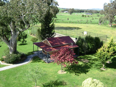 Greenvale Holiday Units - Accommodation Sunshine Coast 11