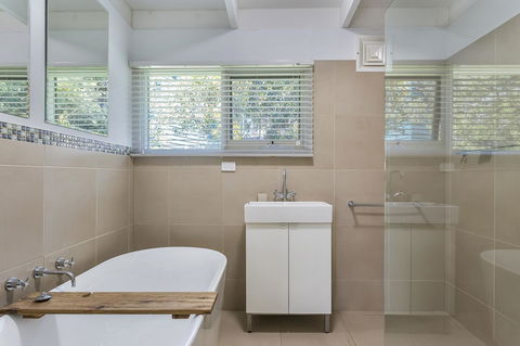 Blairgowrie Bella - Light Filled Home With Great Deck - Accommodation Sunshine Coast 9