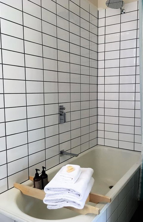 The Alexandra Hotel - Accommodation Sunshine Coast 10