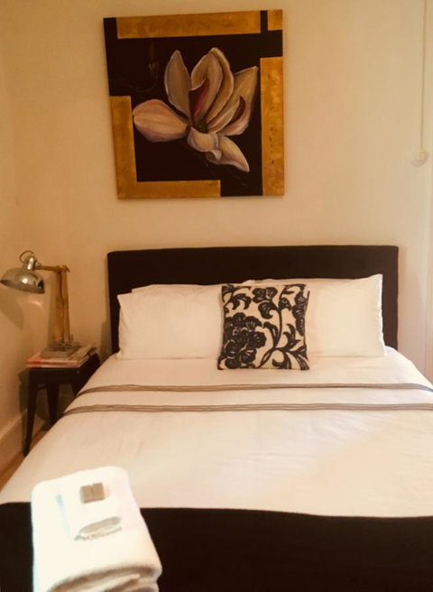 The Alexandra Hotel - Accommodation Sunshine Coast 15
