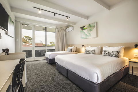 Nightcap At Seaford Hotel - Accommodation Sunshine Coast 1