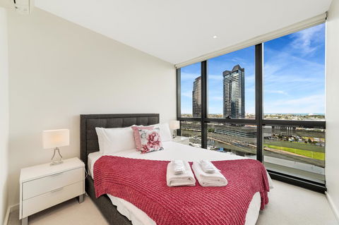 Best Views On Collins - Accommodation Sunshine Coast 37