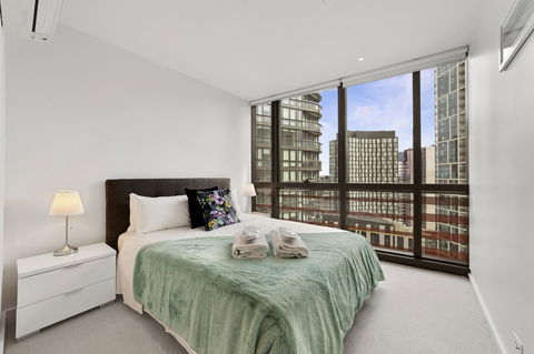Best Views On Collins - Accommodation Sunshine Coast 21