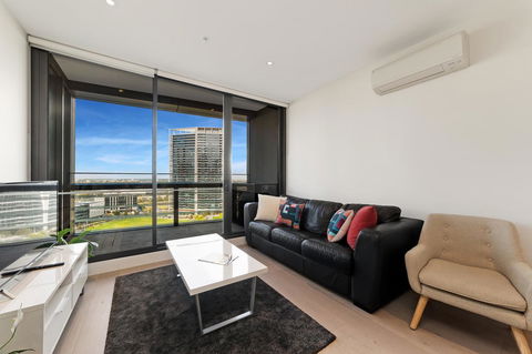 Best Views On Collins - Accommodation Sunshine Coast 5