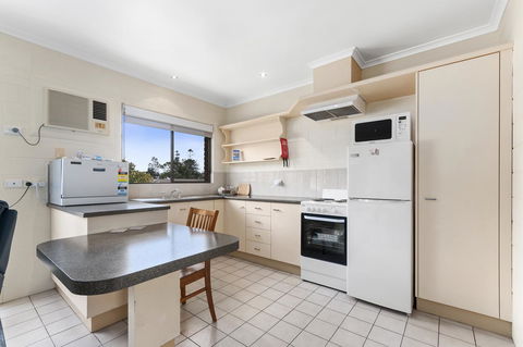 Allambi Holiday Apartments - Accommodation Sunshine Coast 2